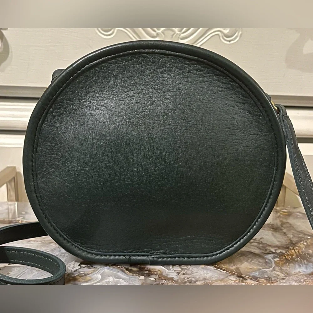 Green Vintage Coach Canteen Bag! - Picture 3 of 16